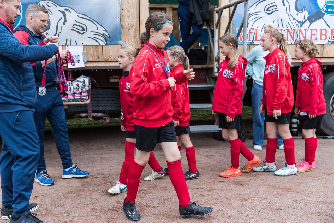 Bild 130 - Loewinnen Cup